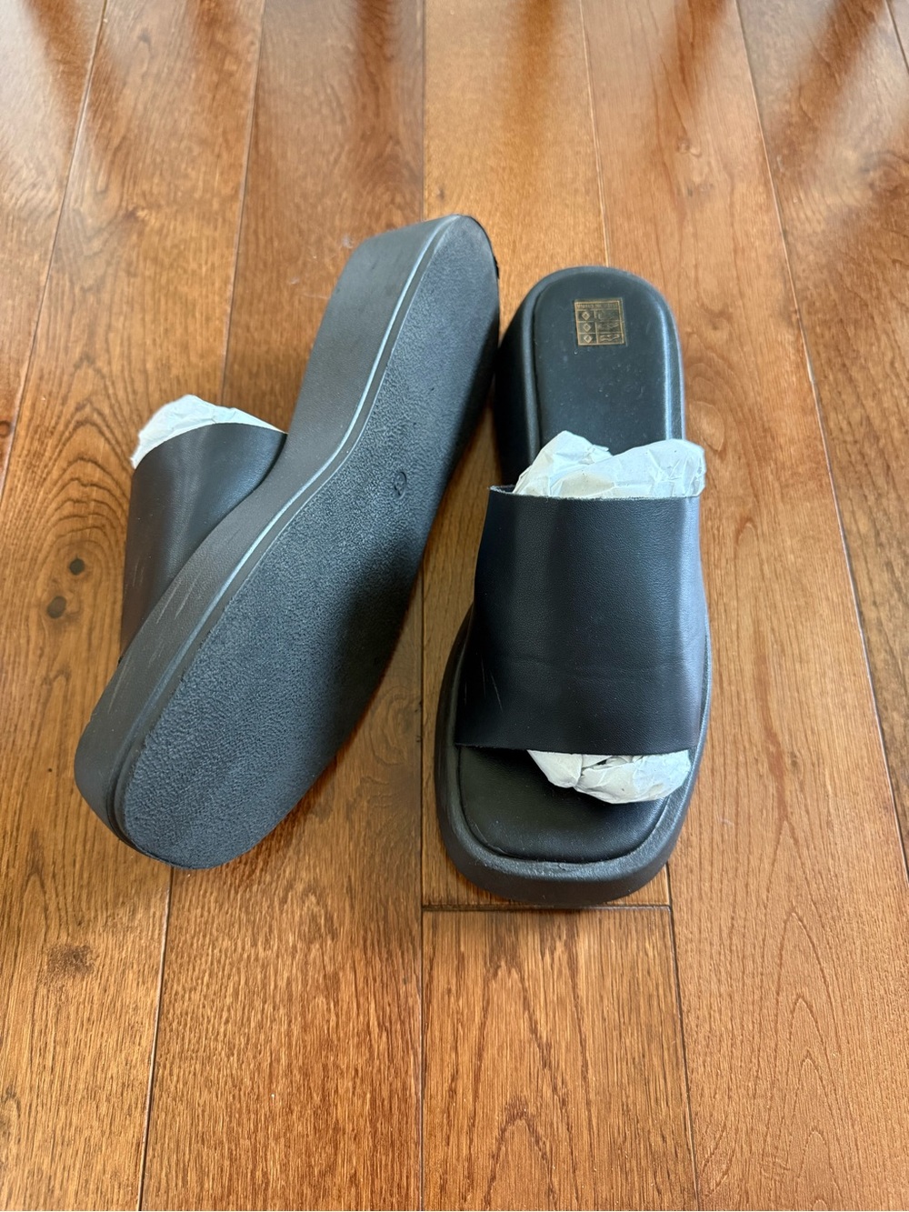 Vintage square toe platform black sandals - Picture 2 of 4